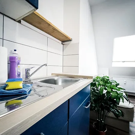 Apartman Schickes Fur Bis Zu 10 Personen - 4 Einzelbetten & 3 Doppelbetten Lipcse